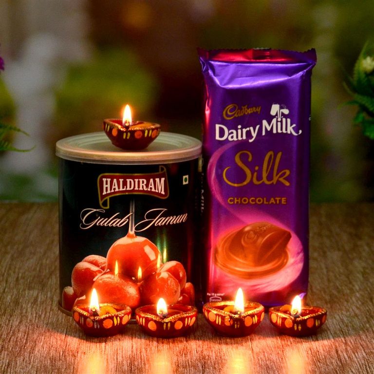 OyeGifts Shines Bright with Spectacular Diwali Gifts Collection for 2023!